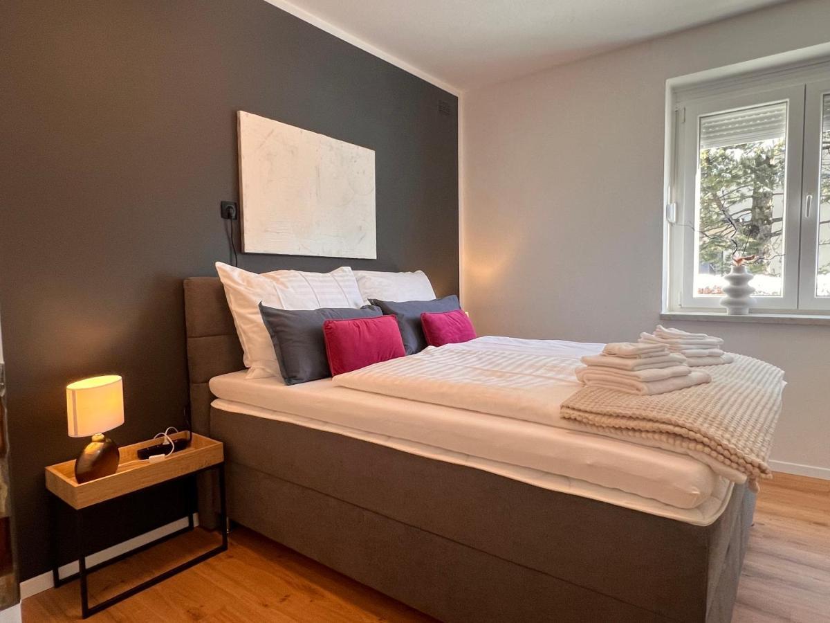Ferienwohnung Imzaro: Erdgeschoss, 2 Schlafzimmer Plus Schlafsofa, Eigener Eingang, Grosse Terrasse Mit Garten! Spittal an der Drau Eksteriør billede