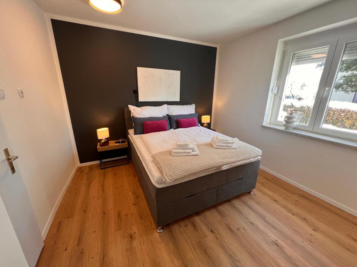 Ferienwohnung Imzaro: Erdgeschoss, 2 Schlafzimmer Plus Schlafsofa, Eigener Eingang, Grosse Terrasse Mit Garten! Spittal an der Drau Eksteriør billede