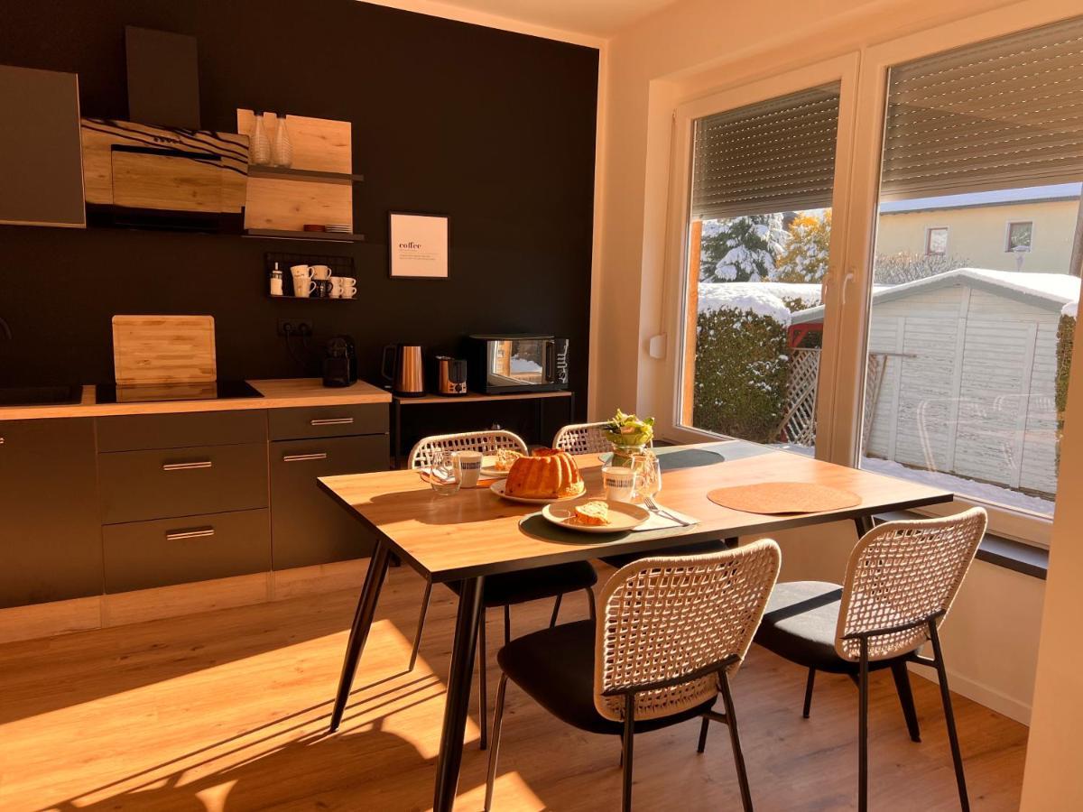 Ferienwohnung Imzaro: Erdgeschoss, 2 Schlafzimmer Plus Schlafsofa, Eigener Eingang, Grosse Terrasse Mit Garten! Spittal an der Drau Eksteriør billede
